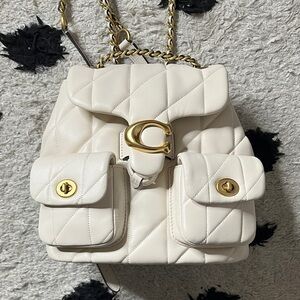 Coach white one size Tabby backpack with pillow quilting Elegant never used